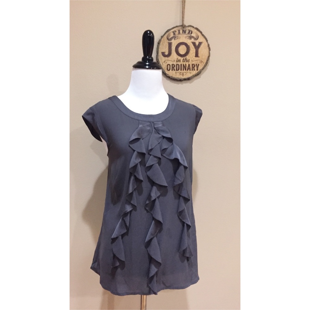 SALE Gorgeous Ann Taylor 100% Silk Ruffle Blouse M
